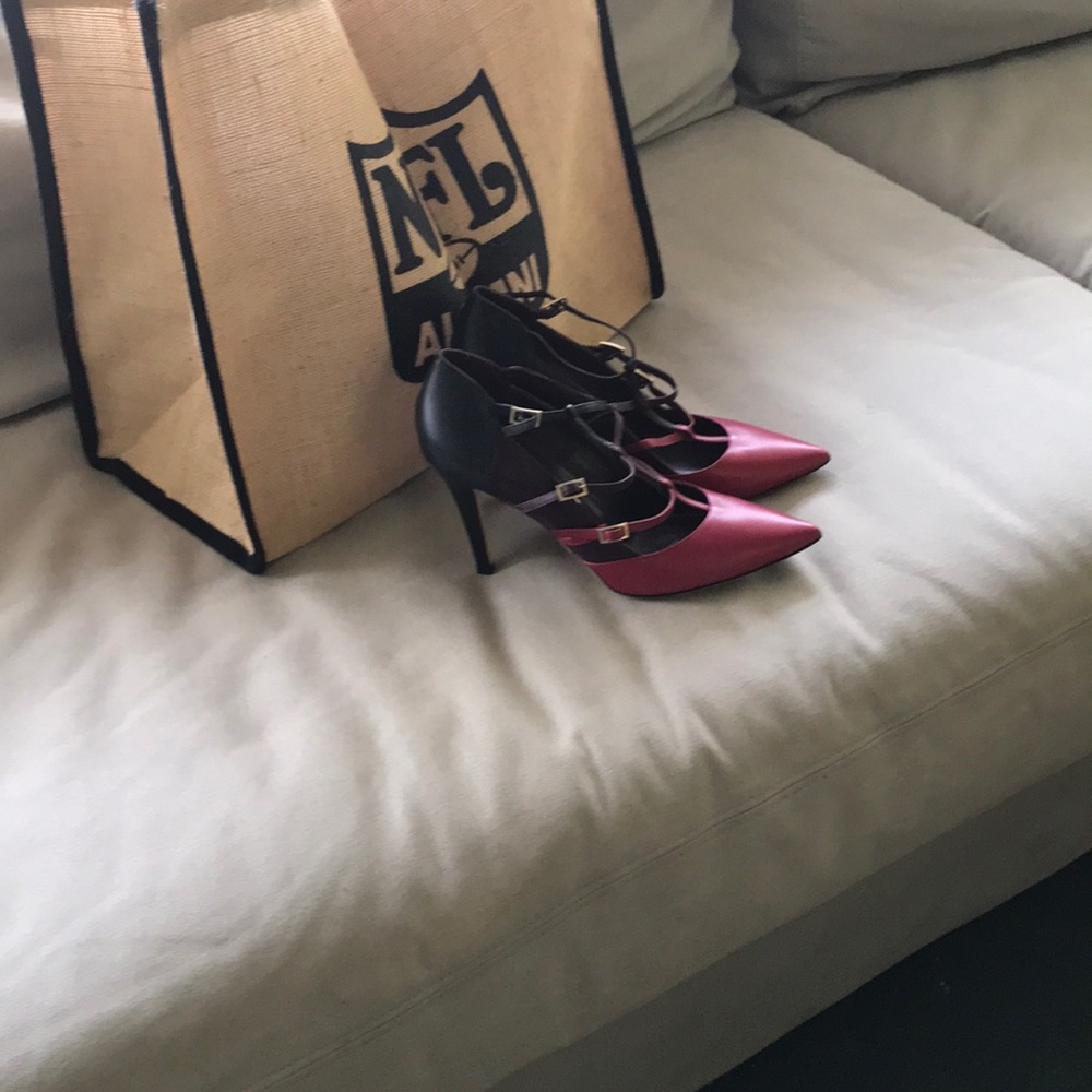 Jimmy Choi Triple Buckle T a strap Pointy Toe Pump